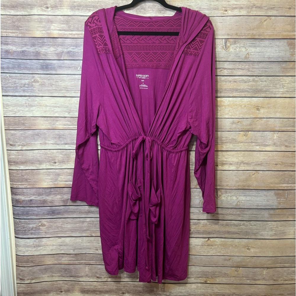 Torrid Magenta Hooded Robe with Lace Yoke